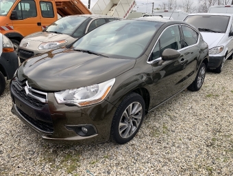 <strong>CITROEN DS4 </strong><br/>1.6 HDi 110ch