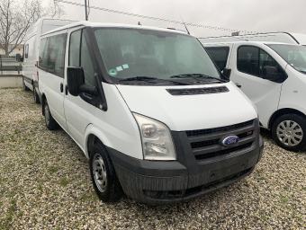 <strong>FORD TOURNEO</strong><br/>2.2 TDCi 9 PLACES
