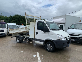 <strong>IVECO DAILY</strong><br/>35C15 BENNE + COFFRE 150ch