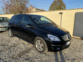 <strong>MERCEDES CLASSE B</strong><br/>180 CDI 