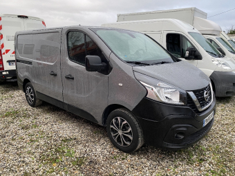 <strong>NISSAN NV300</strong><br/>1.6 dCi 120ch